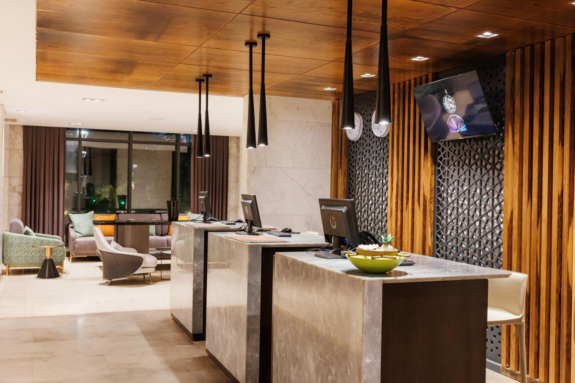 Riviera Royal Hotel Conakry Ngoại thất bức ảnh