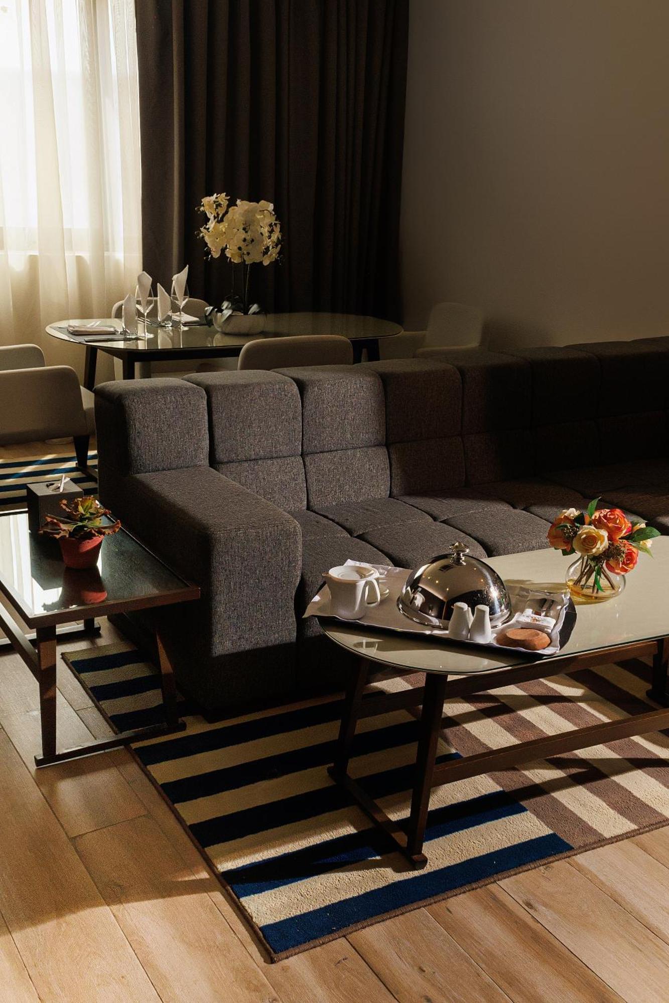 Riviera Royal Hotel Conakry Ngoại thất bức ảnh